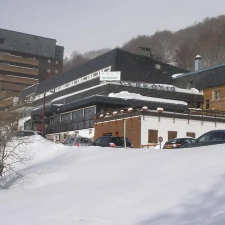 Gergovia 2* Super Besse